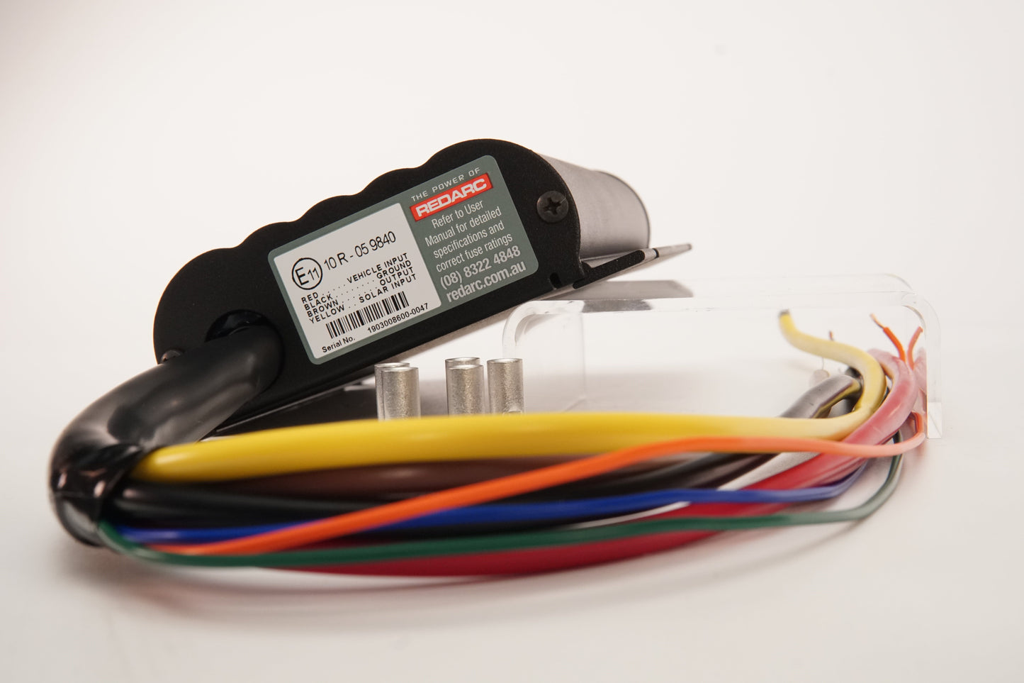 Redarc BCDCN1240 40A MPPT contrôleur de charge solaire + DC-DC chargeur avec l'alternateur - Waterproof